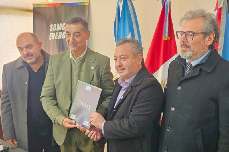 La Provincia extenderá la conexión de energía eléctrica a comunidades del norte provincial