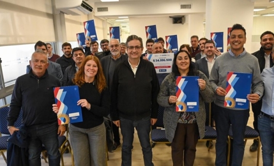 La Provincia otorgó los avales para que 13 localidades avancen en loteos y desarrollo urbanístico