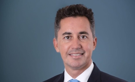 El ministro Manuel Calvo asume la Jefatura de Gabinete